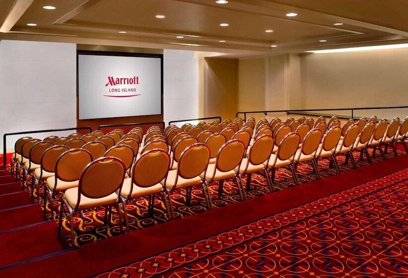 فندق Long Island Marriott