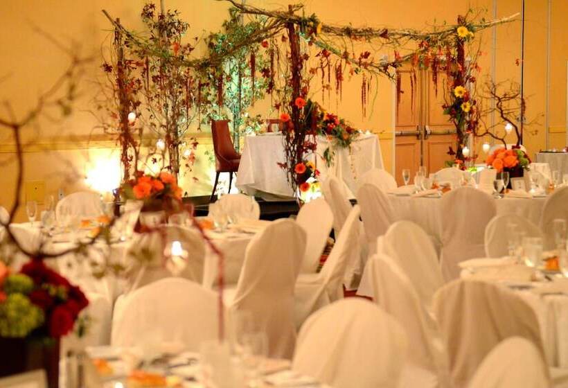 فندق Long Island Marriott