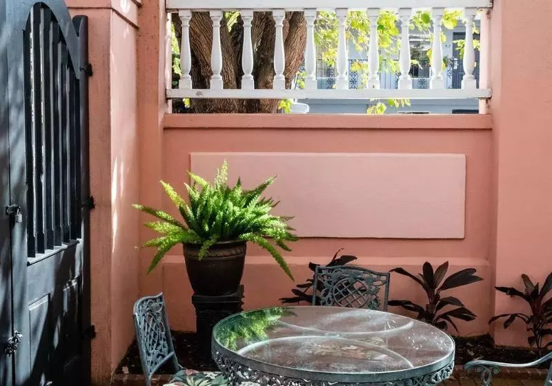 ホテル Meeting Street Inn