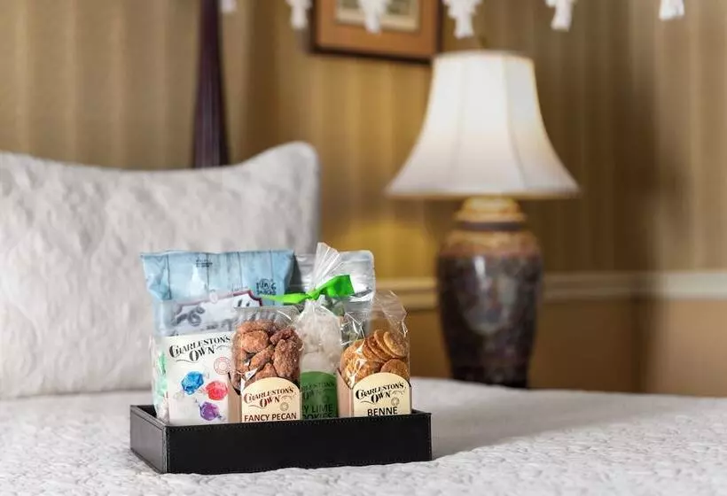 ホテル Meeting Street Inn