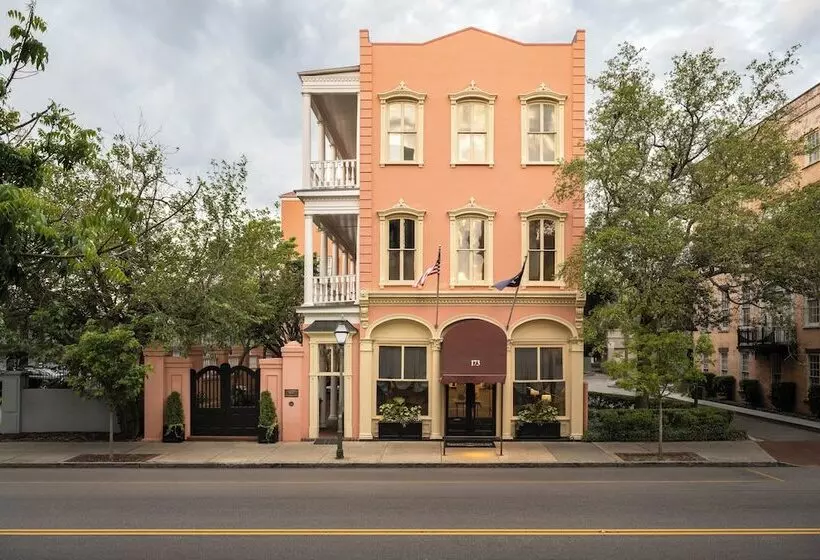 ホテル Meeting Street Inn