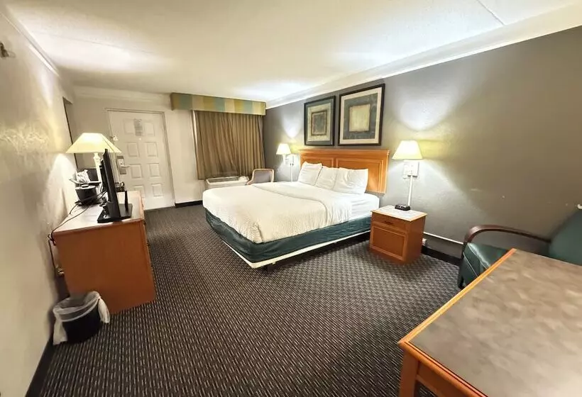 فندق Rodeway Inn