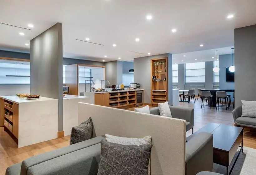 בית מלון כפרי Sheraton Suites Wilmington Downtown