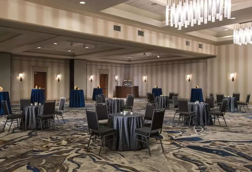 هتل Sonesta Nashville Airport