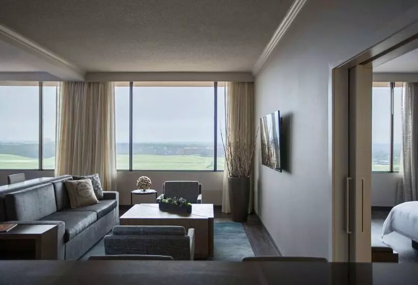 هتل Sonesta Nashville Airport