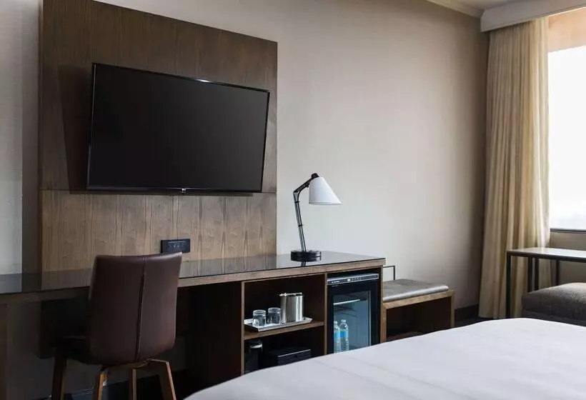 هتل Sonesta Nashville Airport