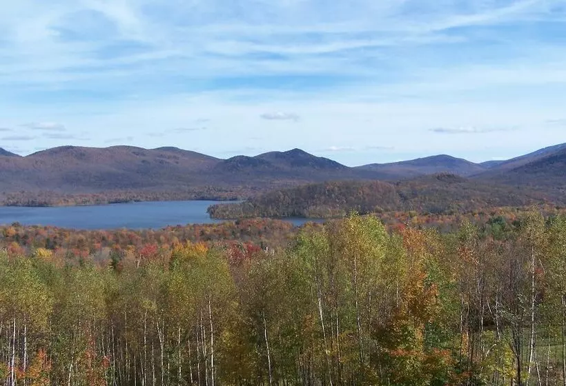 Otel The Mountain Top Inn & Resort