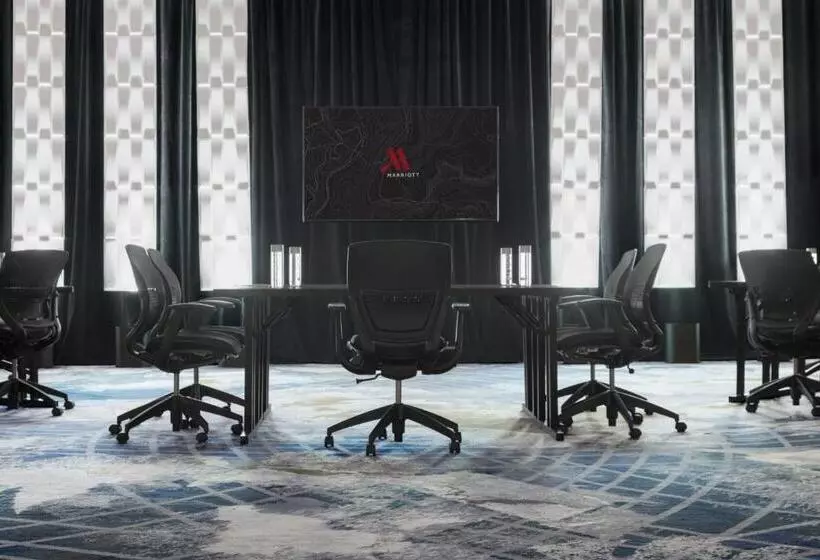 Lincolnshire Marriott Resort