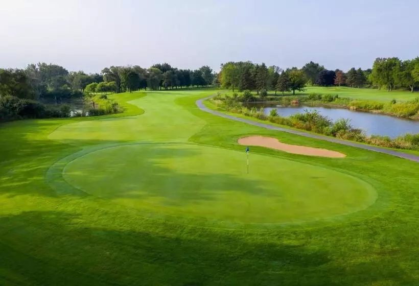 Lincolnshire Marriott Resort