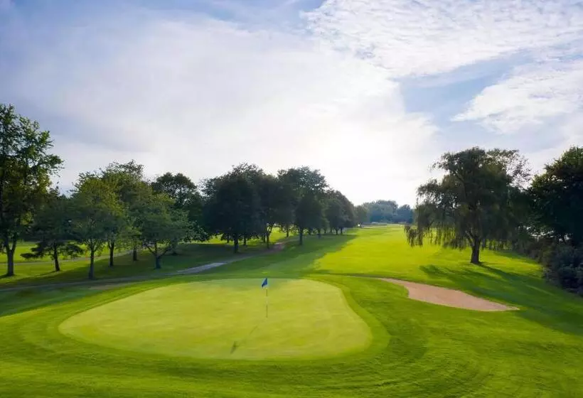 Lincolnshire Marriott Resort