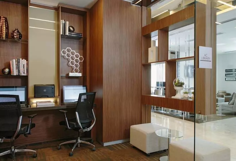 Ac Hotel Kansas City Plaza