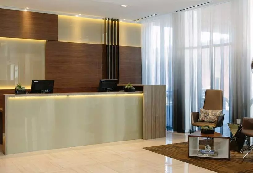 Ac Hotel Kansas City Plaza