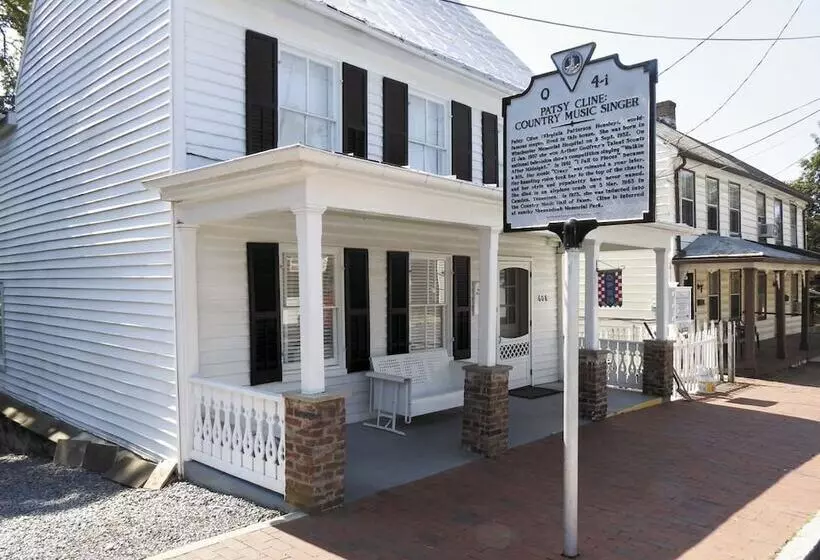 Отель Ans Inn & Suites