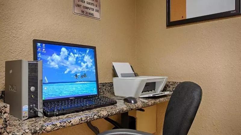 فندق Baymont By Wyndham Sarasota