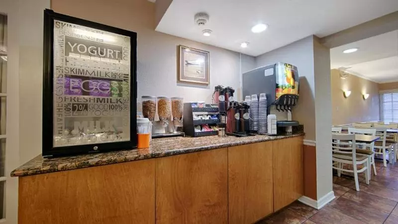 فندق Baymont By Wyndham Sarasota