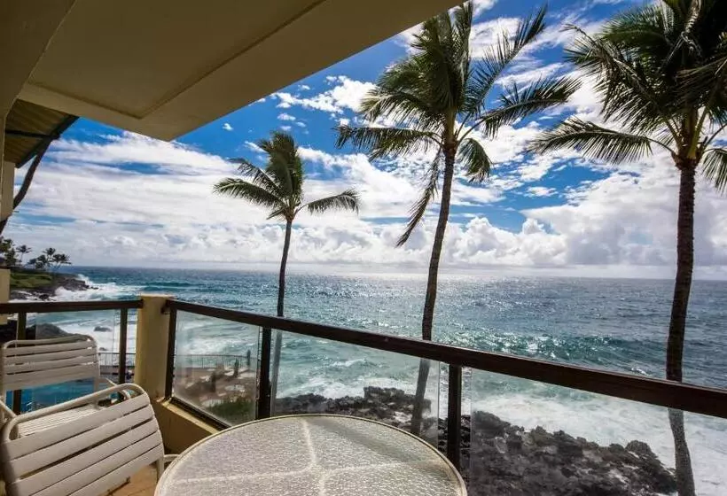 Отель Castle Po Ipū Shores