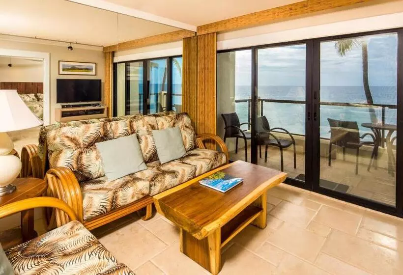 Отель Castle Po Ipū Shores