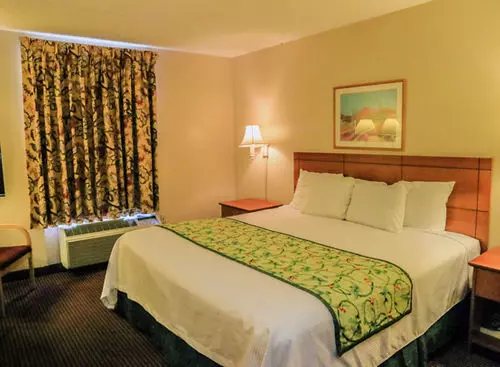 ホテル Days Inn Phoenix - I 17 & Thomas