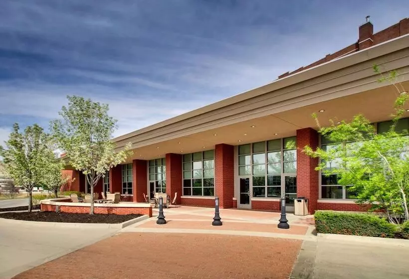 Drury Plaza Hotel Broadview Wichita