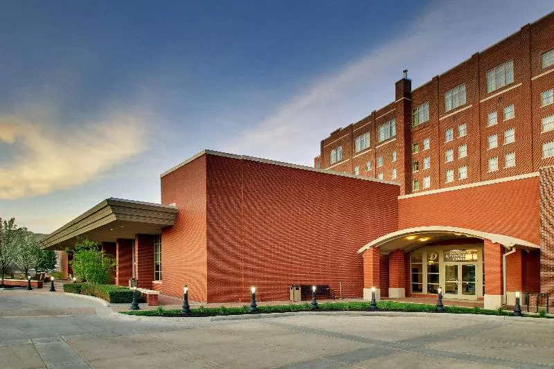 Drury Plaza Hotel Broadview Wichita