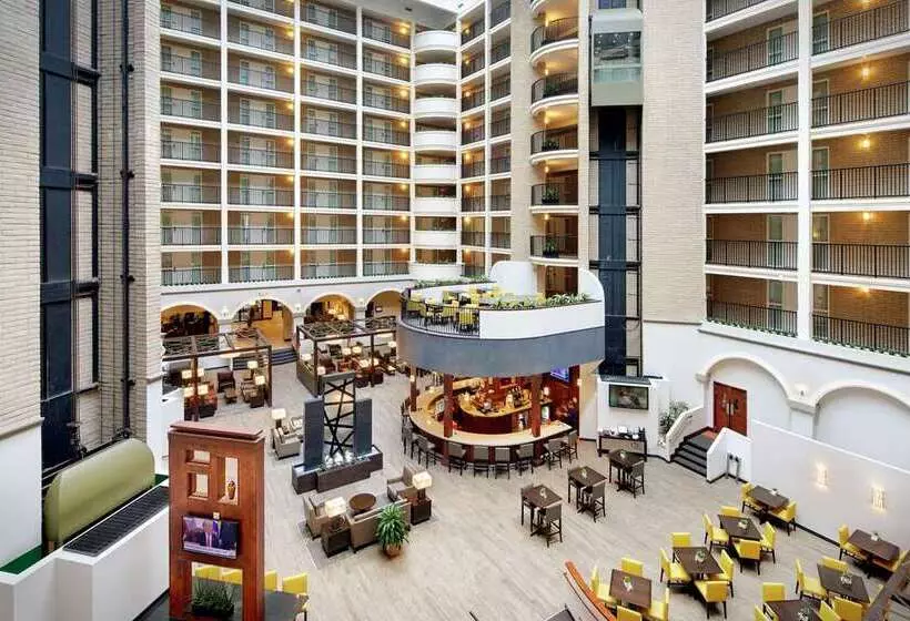 هتل Embassy Suites By Hilton Dallas Park Central Area