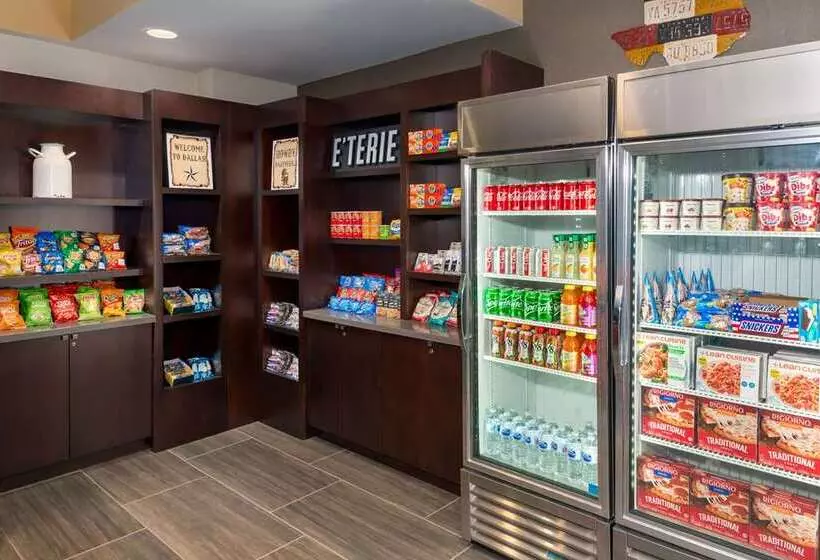 هتل Embassy Suites By Hilton Dallas Park Central Area