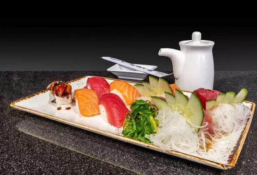 هتل Hilton Alexandria Mark Center