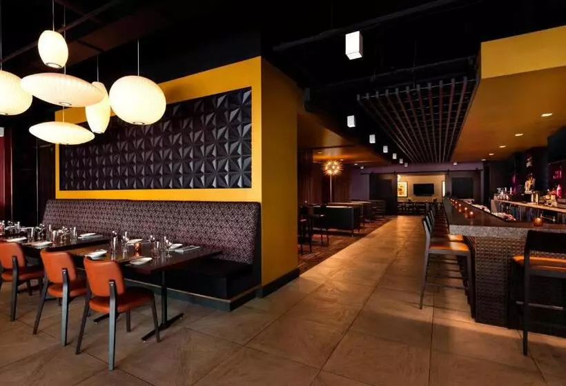 Отель Intercontinental St. Paul Riverfront, An Ihg