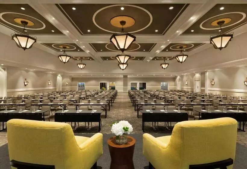 Отель Intercontinental St. Paul Riverfront, An Ihg