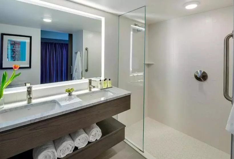 Отель Intercontinental St. Paul Riverfront, An Ihg