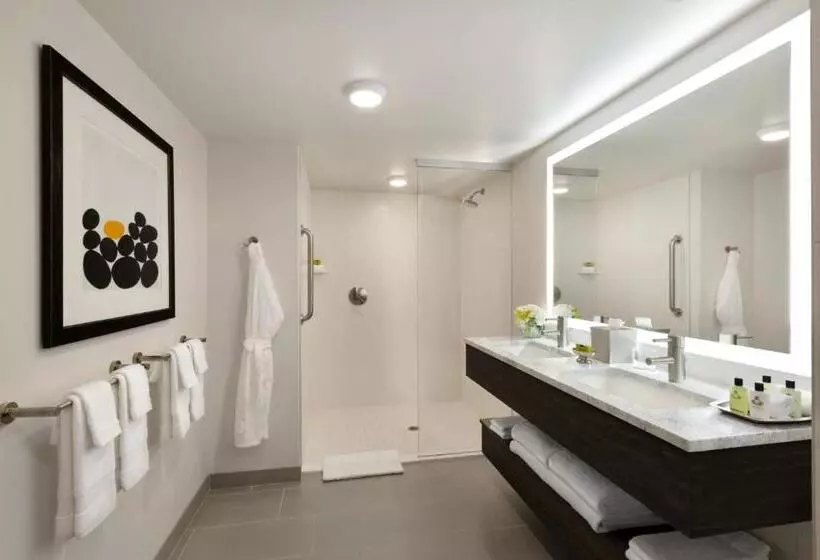 Отель Intercontinental St. Paul Riverfront, An Ihg