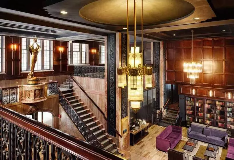 فندق Phillips Kansas City Curio Collection By Hilton