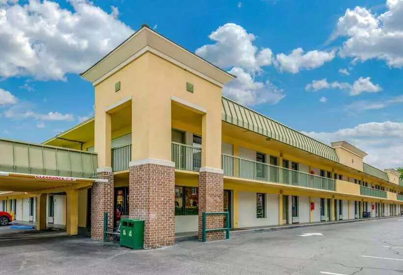 호텔 Quality Inn Savannah Historic District
