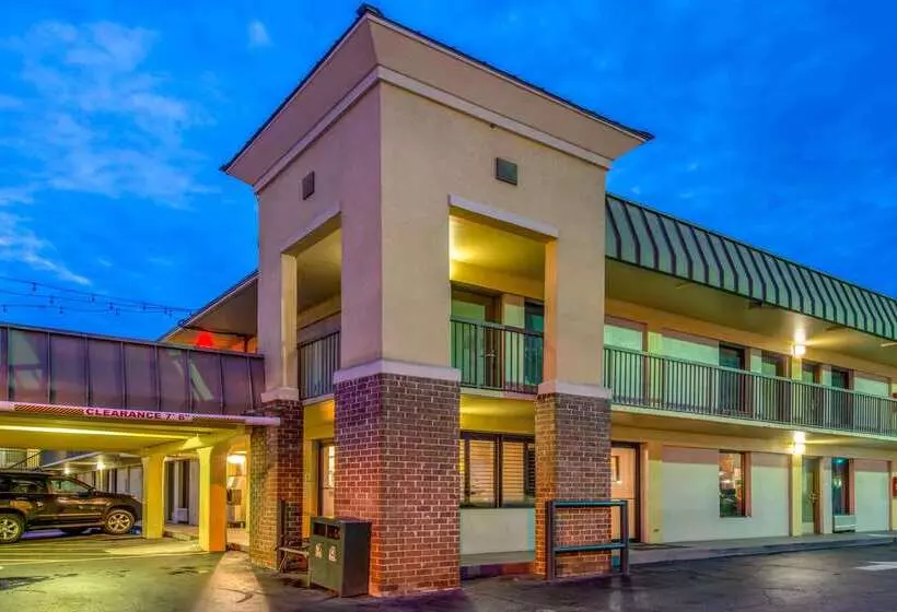 호텔 Quality Inn Savannah Historic District