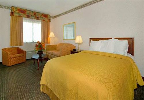 فندق Quality Inn & Suites College Park