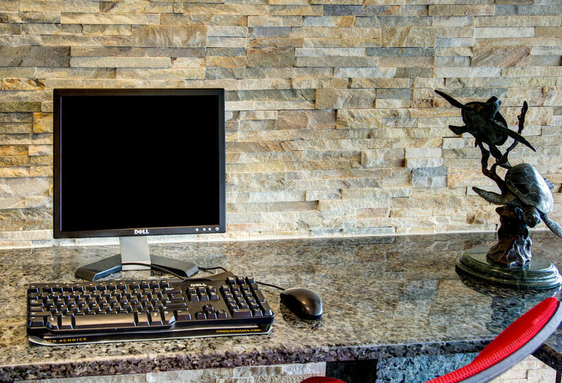 فندق Quality Inn & Suites College Park