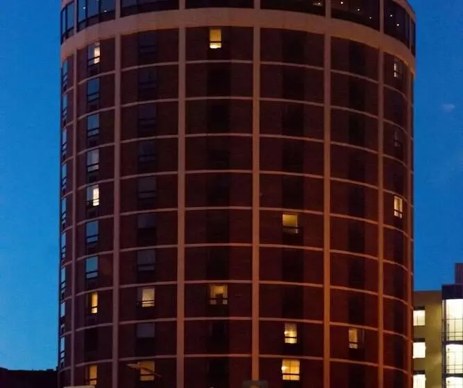 Radisson Hotel Duluth Harborview