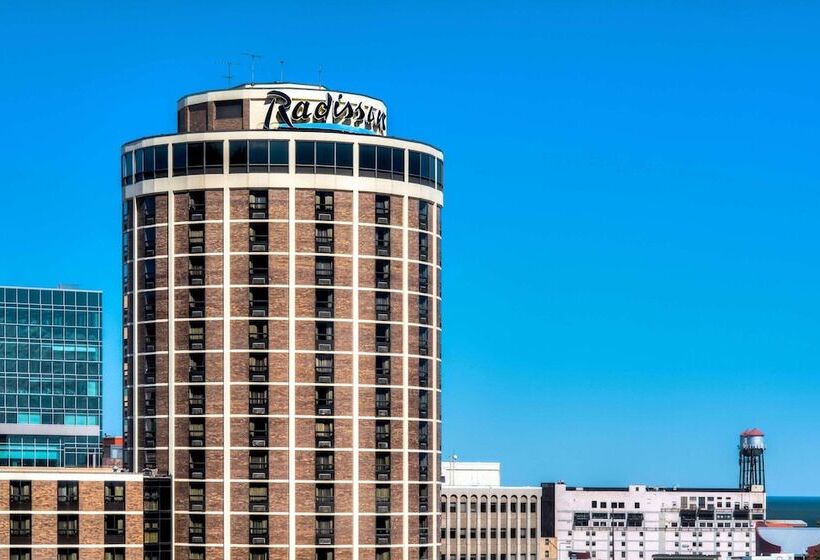 Radisson Hotel Duluth Harborview