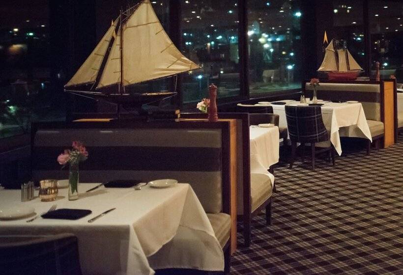 Radisson Hotel Duluth Harborview