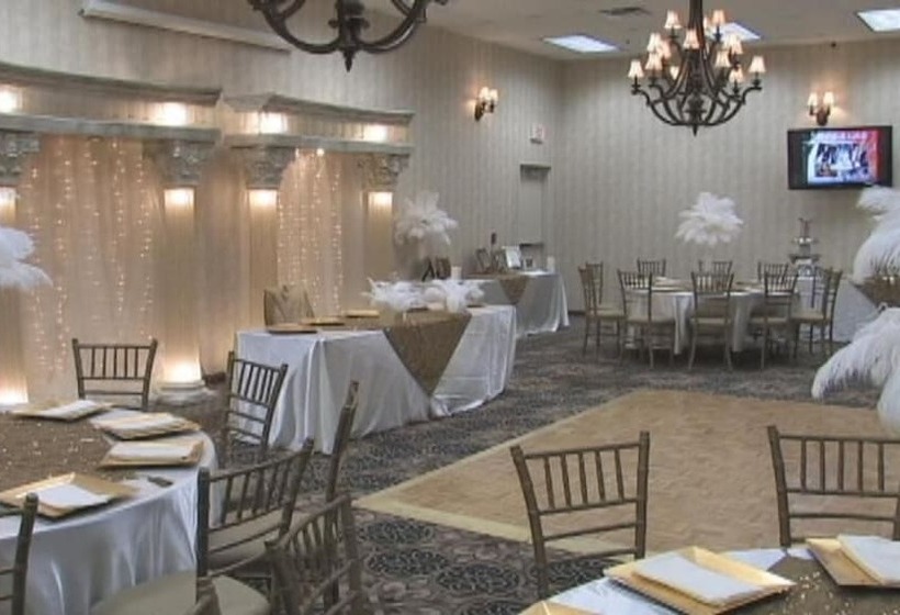 בית מלון כפרי Ramada By Wyndham Del Rio