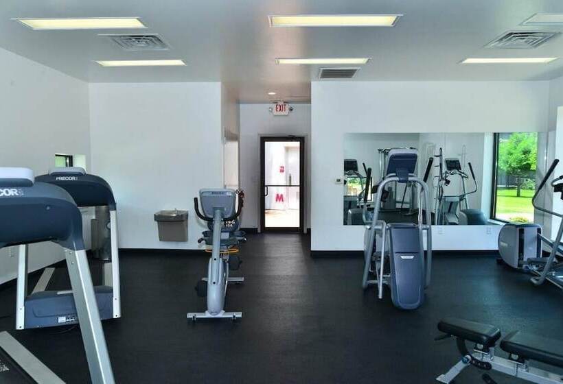 בית מלון כפרי Ramada By Wyndham Del Rio