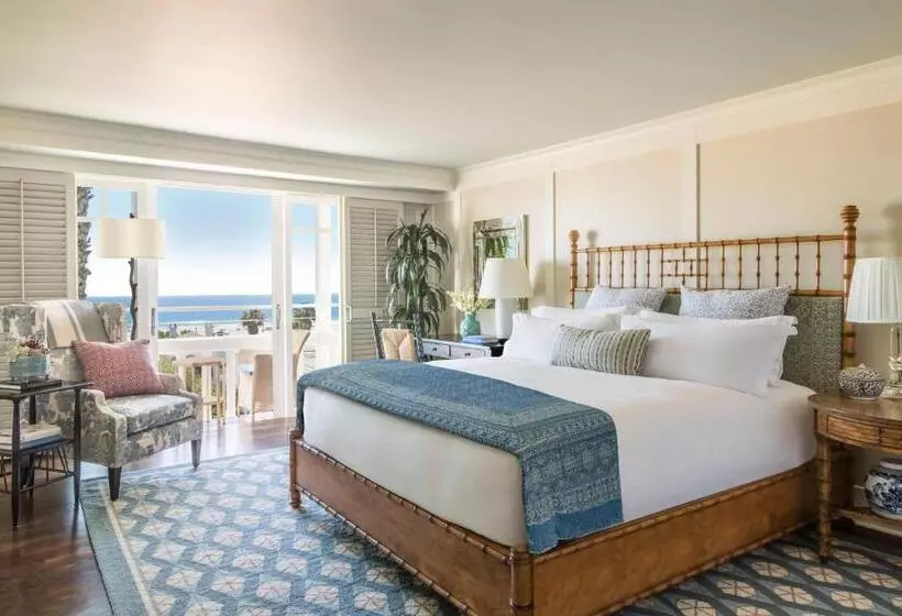 Отель Shutters On The Beach