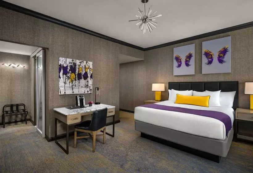 酒店 The Admiral, Downtown Historic District