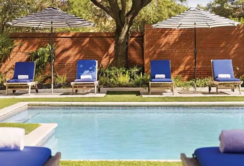 酒店 The Admiral, Downtown Historic District