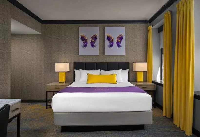 酒店 The Admiral, Downtown Historic District