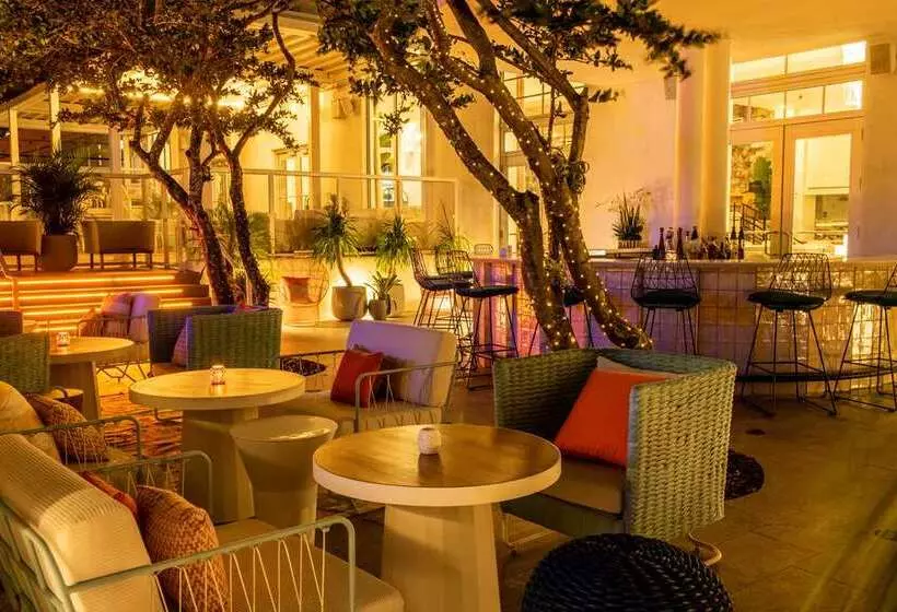 هتل The Gabriel Miami South Beach, Curio Collection By Hilton