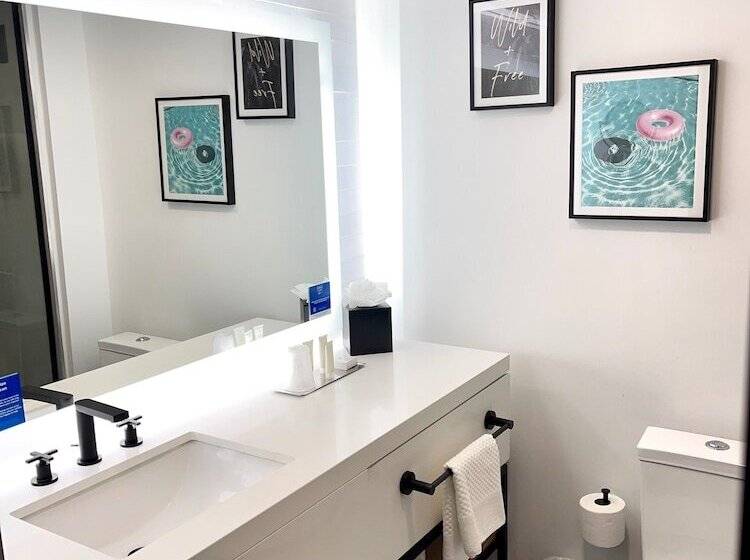 فندق The Landing At Hampton Marina, Tapestry Collection By Hilton