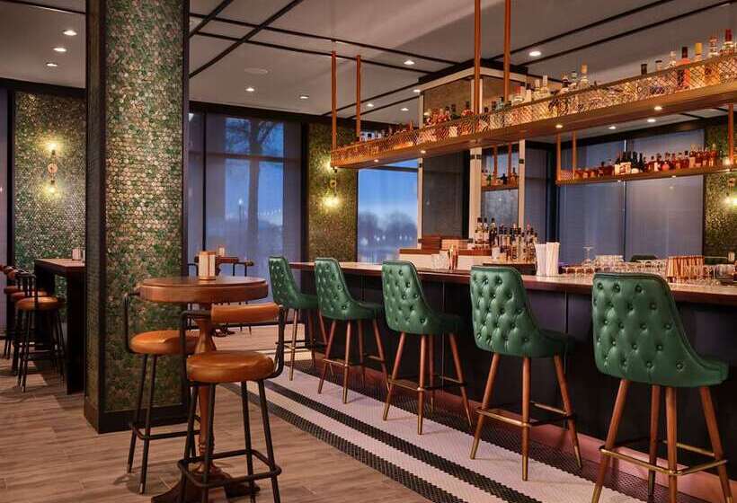 فندق The Landing At Hampton Marina, Tapestry Collection By Hilton