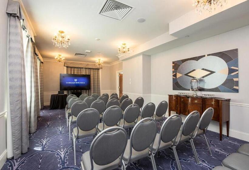 فندق The Read House