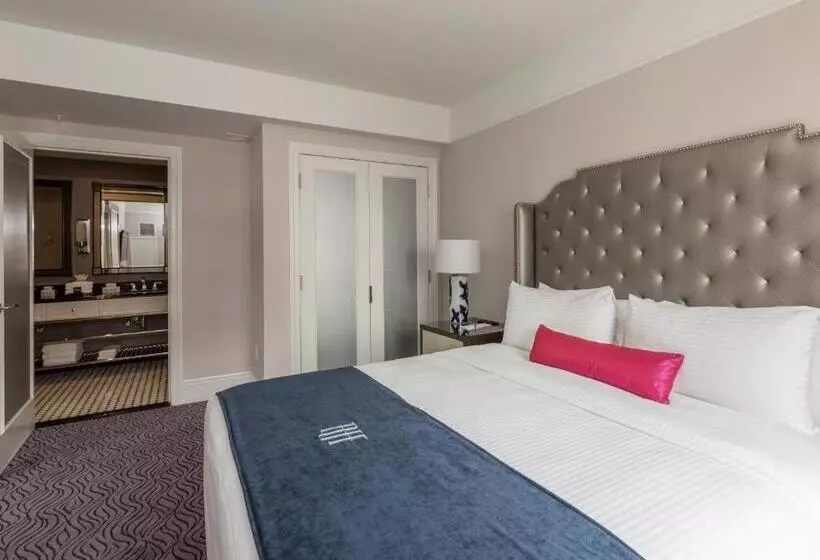 هتل The Read House